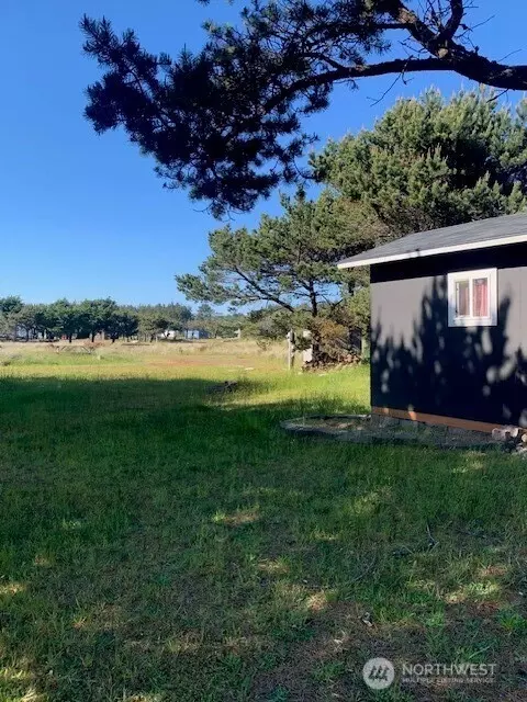 805 353rd Pl, Ocean Park, WA 98640
