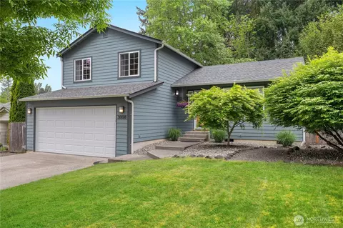 3008 Applehill Ct NE, Olympia, WA 98506