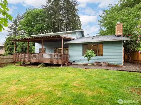 Exterior - 20106 96th Ave NE, Bothell, WA 98011 photo 8 of 9