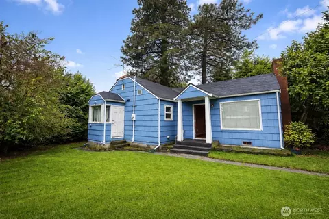 743 N 86th St, Seattle, WA 98103