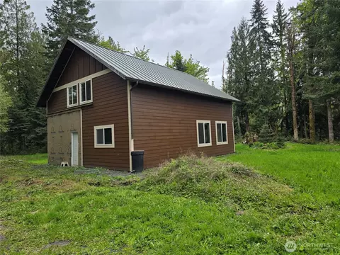 1747 Winlock Vader Rd, Winlock, WA 98596 photo 3