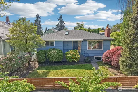 7313 25th Ave NW, Seattle, WA 98117