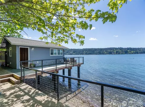 13300 NE North Shore Rd, Belfair, WA 98528