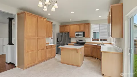 811 Williams St NW, Orting, WA 98360 photo 17