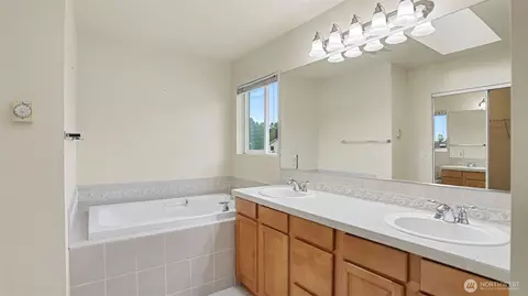 811 Williams St NW, Orting, WA 98360 photo 23