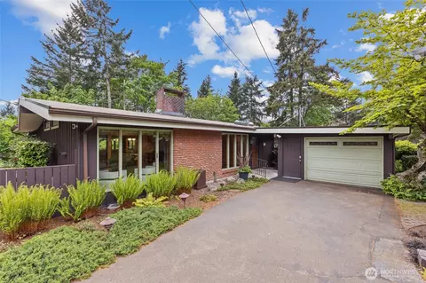 518 N 175th St, Shoreline, WA 98133