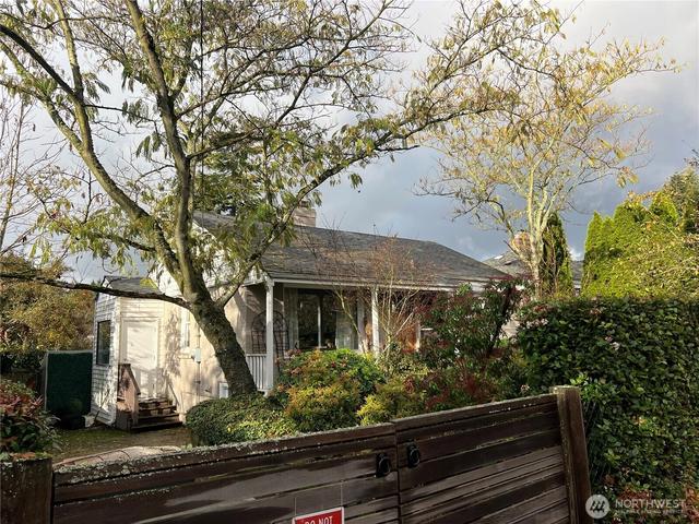 3819 33rd Ave W, Seattle, WA 98199