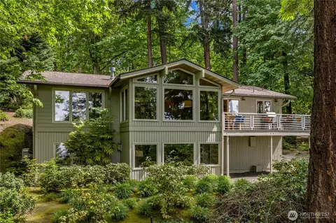 3813 W Mercer Way, Mercer Island, WA 98040