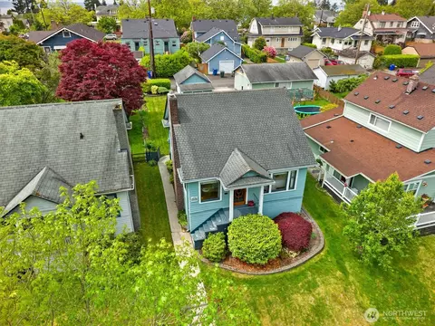 View/Area - 1126 Wetmore Ave, Everett, WA 98201 photo 2 of 5