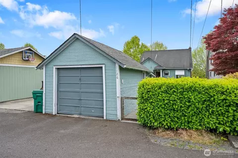 Exterior - 1126 Wetmore Ave, Everett, WA 98201 photo 5 of 5
