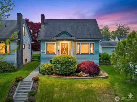 1126 Wetmore Ave, Everett, WA 98201