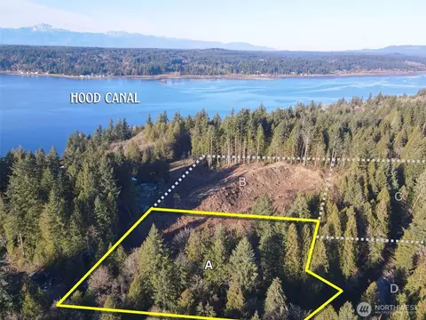 105 E Lakewood Dr, Belfair, WA 98528
