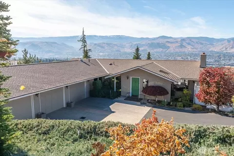 602 Daniels Dr, East Wenatchee, WA 98802