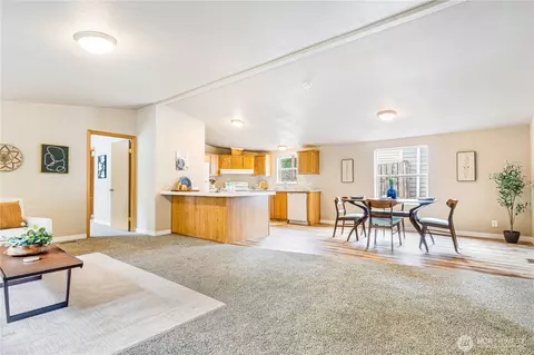 932 Price Rd, Bremerton, WA 98312