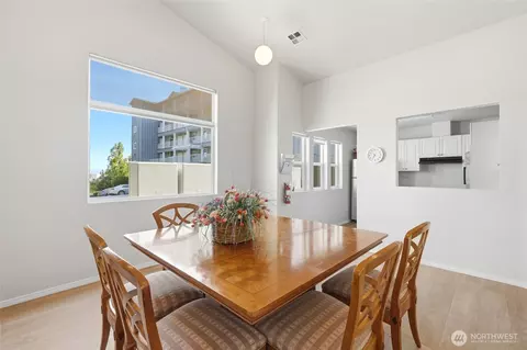 Dining - 1318 37th St #1304, Everett, WA 98201 photo 1 of 1