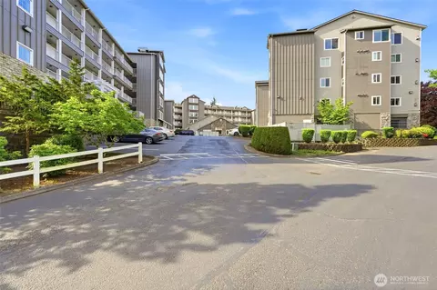 Exterior - 1318 37th St #1304, Everett, WA 98201 photo 3 of 6