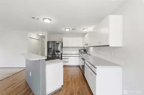 Kitchen - 1318 37th St #1304, Everett, WA 98201 photo 4 of 4