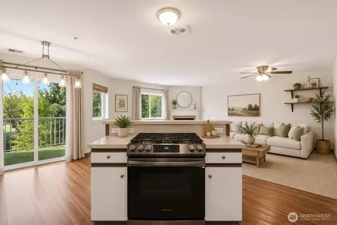 Kitchen - 1318 37th St #1304, Everett, WA 98201 photo 1 of 4
