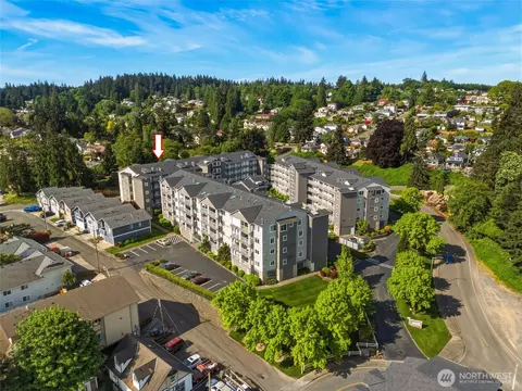 View/Area - 1318 37th St #1304, Everett, WA 98201 photo 4 of 9