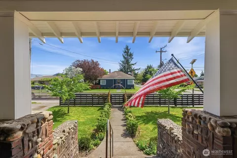 2249 Griffin Ave, Enumclaw, WA 98022 photo 5