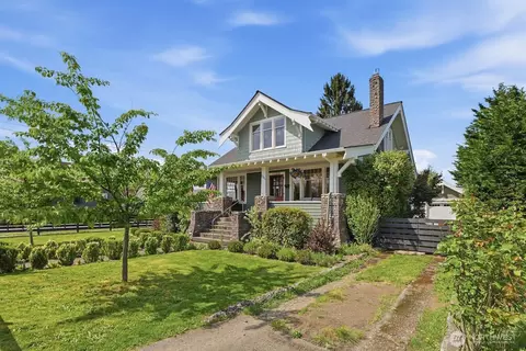 2249 Griffin Ave, Enumclaw, WA 98022 photo 2