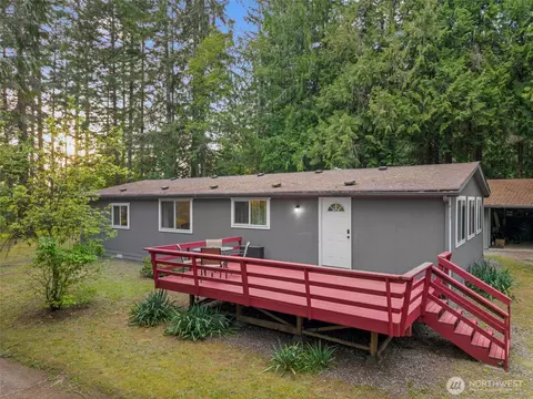 21 E Burrows Ln, Shelton, WA 98584