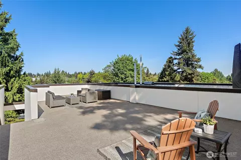 8424 24th Ave SW, Seattle, WA 98106
