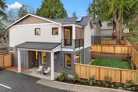 11418 NE 90th St, Kirkland, WA 98033