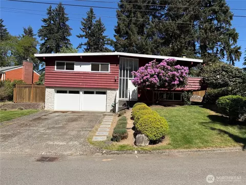 16040 SE 2nd St, Bellevue, WA 98008