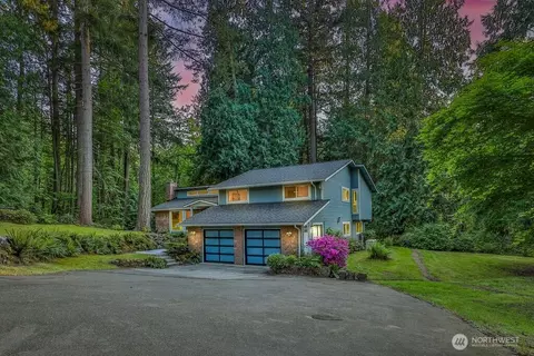 3733 221st Ave SE, Sammamish, WA 98075