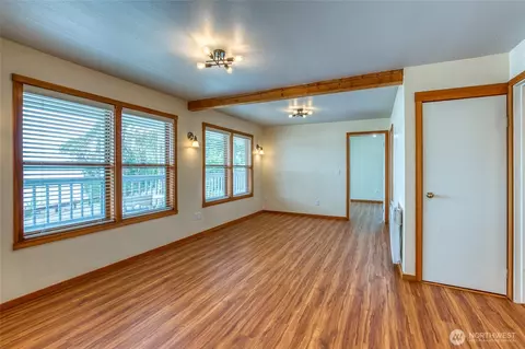 Living - 942 Deer Harbor Rd, Eastsound, WA 98245 photo 9 of 11