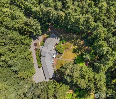 7575 NE New Brooklyn Rd, Bainbridge Island, WA 98110