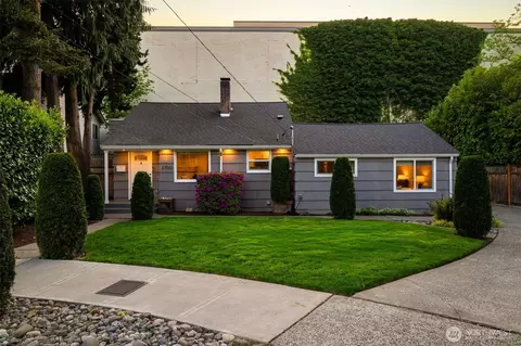 3700 NE 74th Pl, Seattle, WA 98115