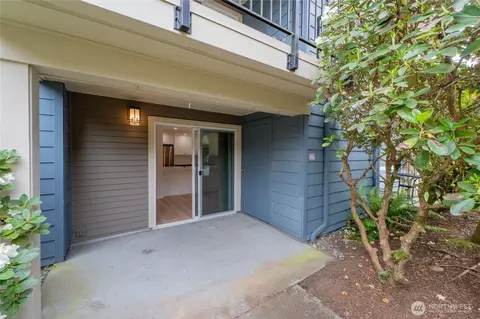 Exterior - 19410 Bothell Way NE #D102, Bothell, WA 98011 photo 6 of 13