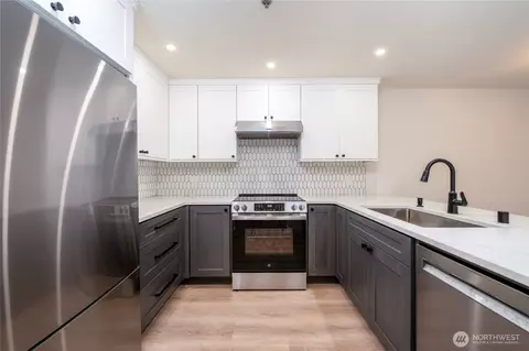 Kitchen - 19410 Bothell Way NE #D102, Bothell, WA 98011 photo 1 of 1