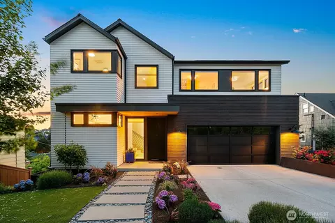 728 W Etruria St, Seattle, WA 98119