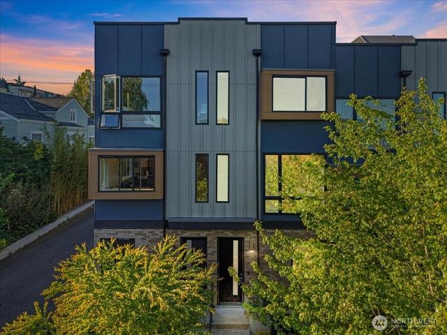 2310 W Newton St, Seattle, WA 98199