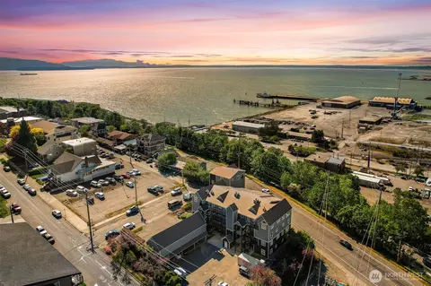 705 N State St #202, Bellingham, WA 98225