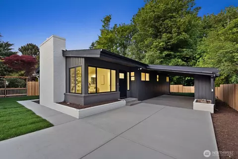 10012 8th Ave NW, Seattle, WA 98177