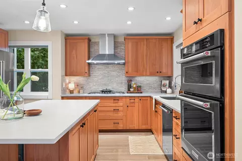 701 N State St #103, Bellingham, WA 98225