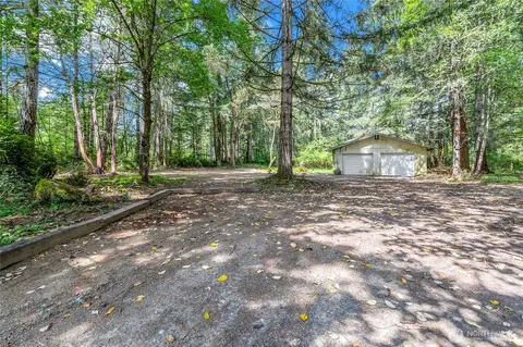 16405 84th St NW, Lakebay, WA 98349