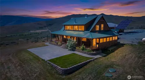 476 Bill Shaw Rd, Pateros, WA 98846