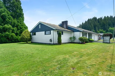 106 Jefferson St, South Bend, WA 98586