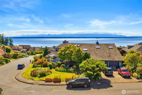 13731 65th Pl W, Edmonds, WA 98026