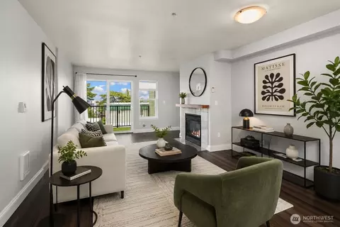 1818 18th Ave #204, Seattle, WA 98122