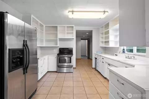 Kitchen - 40 Fish Hatchery Rd, Sequim, WA 98382 photo 1 of 4