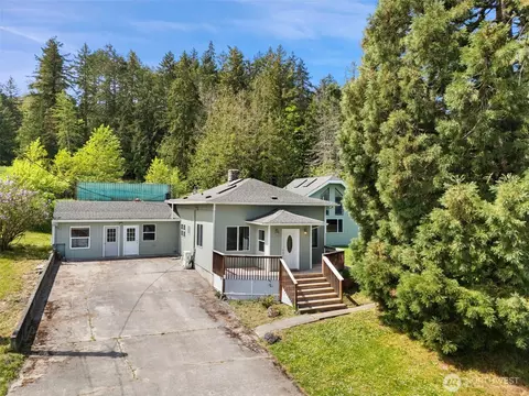 40 Fish Hatchery Rd, Sequim, WA 98382