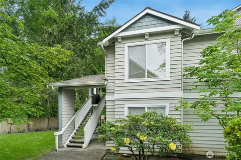 5620 14th Dr W #Q-201, Everett, WA 98203
