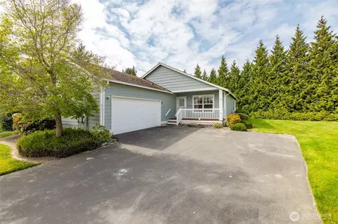 1083 Fidalgo Dr, Burlington, WA 98233