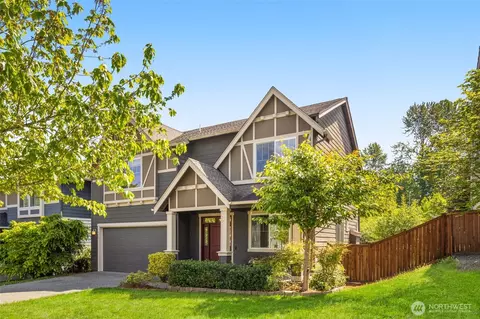 932 Clearwater Ct, Mount Vernon, WA 98273